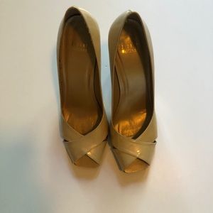 [Stuart Weitzman] Patent Nude Open Toe Pumps